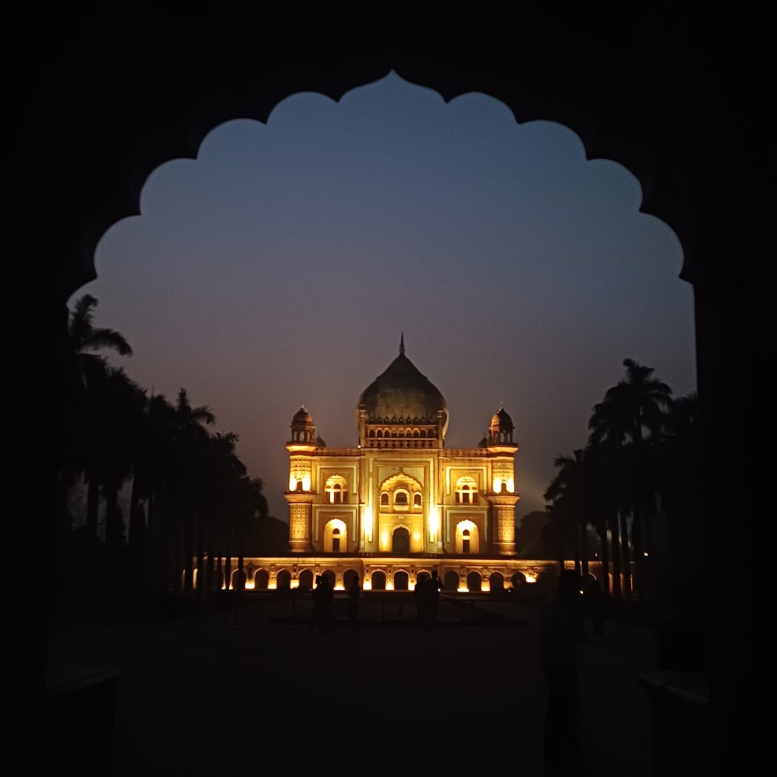 Safdarjung Tomb at night