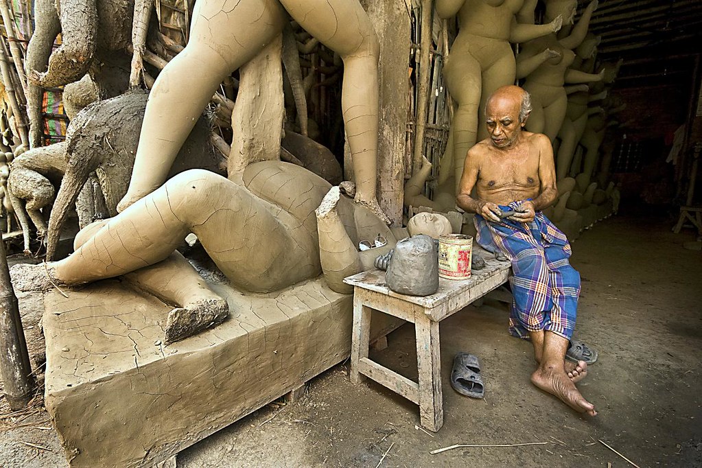Kumartuli clay idol workshop