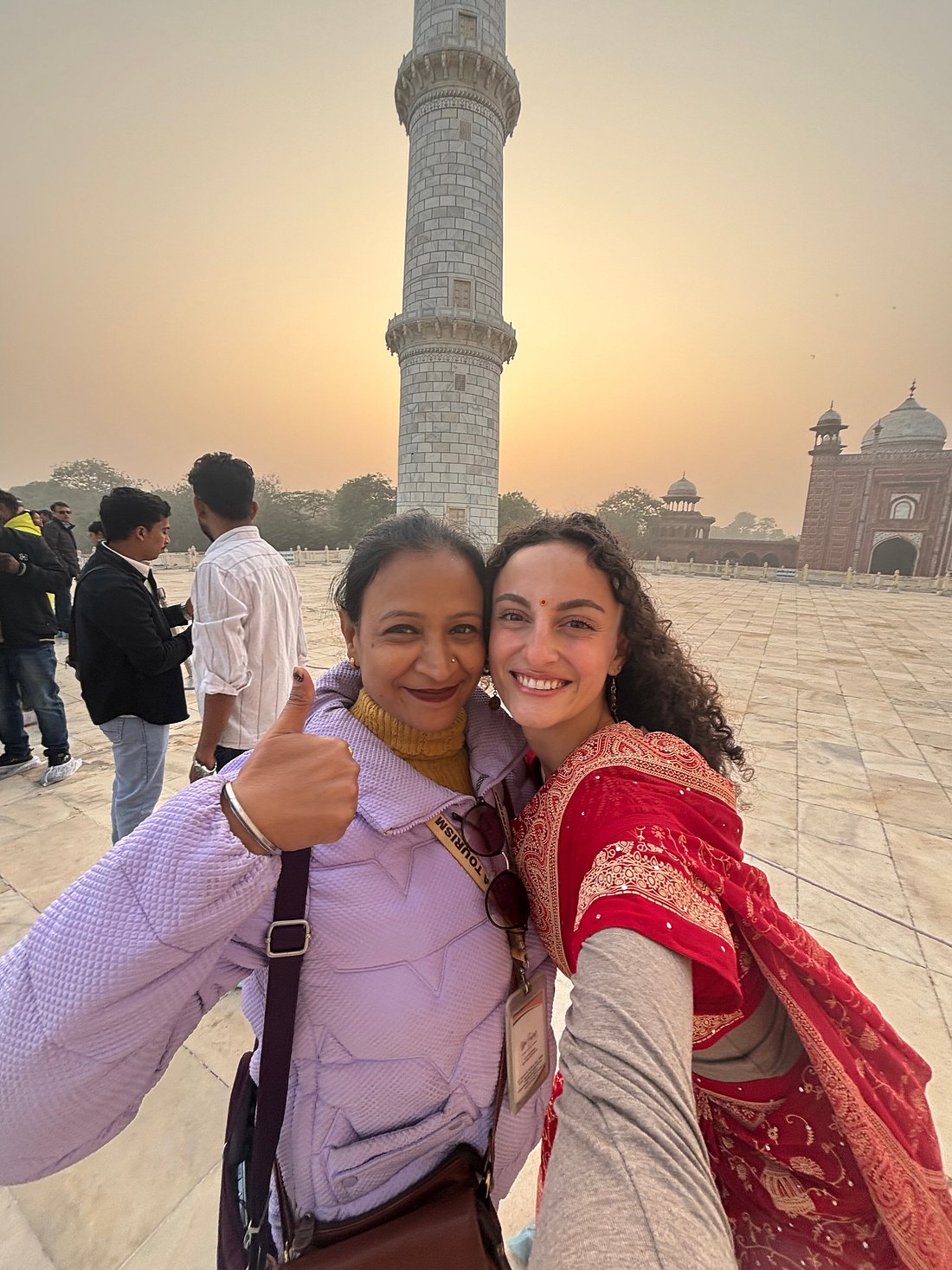 Private guide at the Taj Mahal at sunrise — RoamRani Golden Triangle